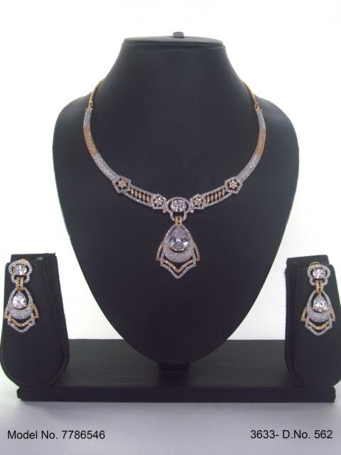 Necklace Set crafted for bold Women