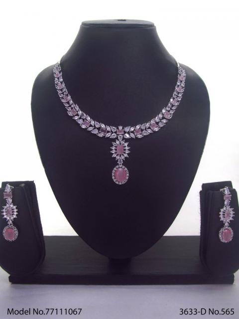 Classical Yet Trendy | Jewelry Set