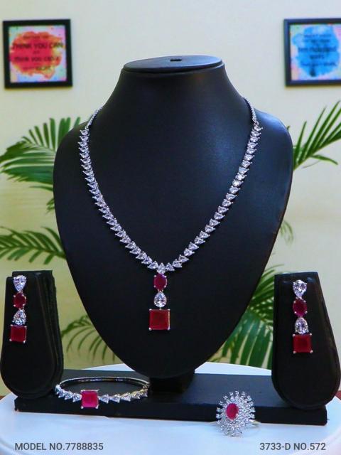 Western Necklace set