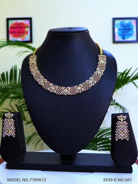 Wholesale Traditional Necklace Set