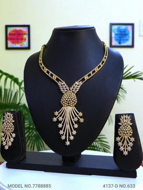 Traditional Zirconia Jewelry Set for Classy Women