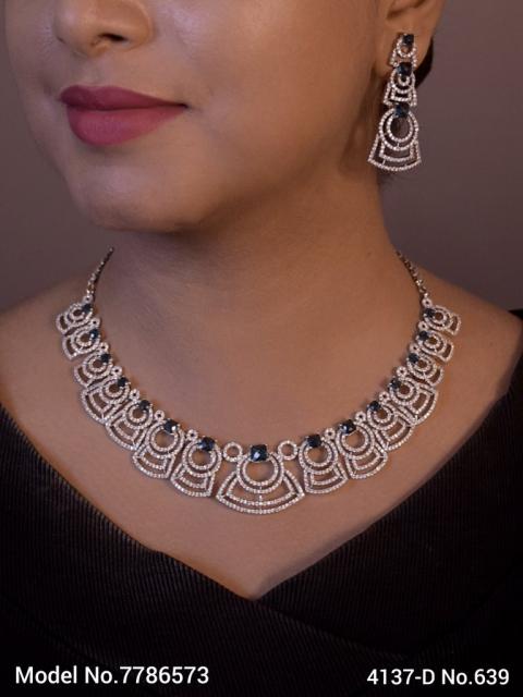 Amazing Traditional Jewelry Set