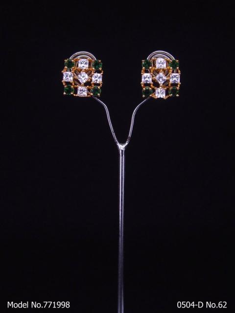 Pure handcrafted Studded Zircon | Fashion Studs