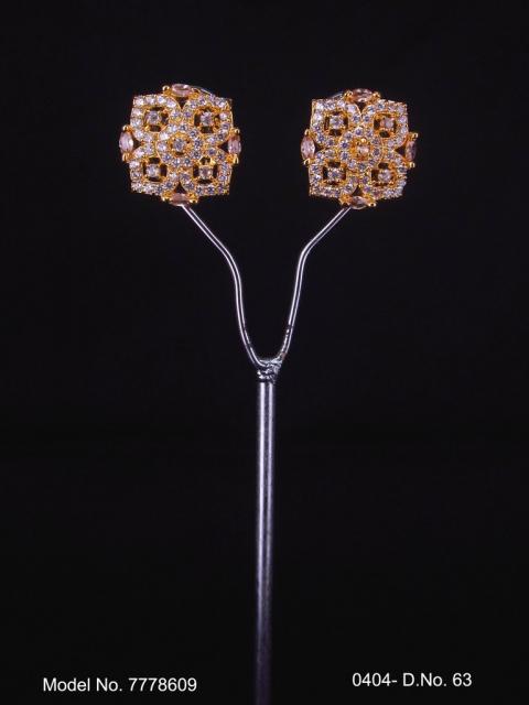 Daily wear diamond studs at wholesale price