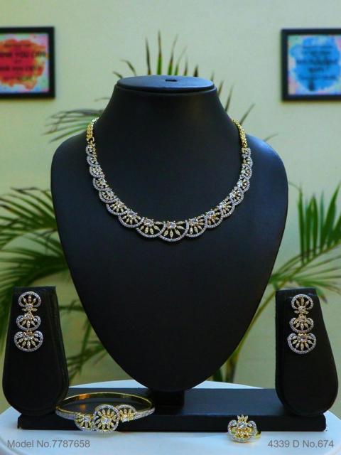 Handmade Traditional Masterpiece Zircon Jewelry Set