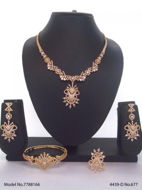 Traditional Zirconia Jewelry Set for Classy Women