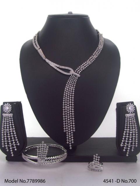 Original Zircon Necklace Set