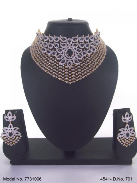 Popular Party Wear Jewelry Set