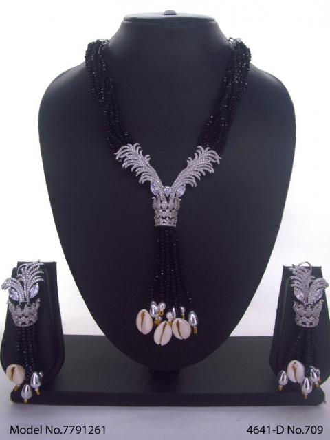 Traditional Design | American Diamond Jewelry Set