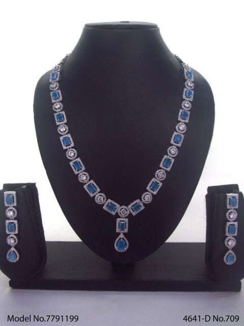 Statement American Diamond Set