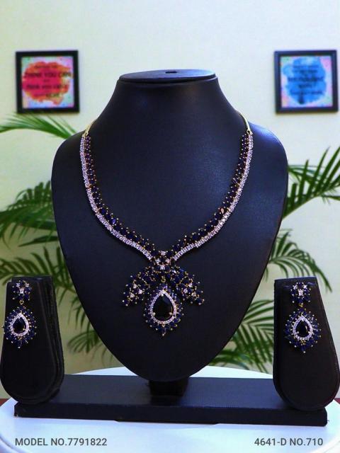 Western Necklace set