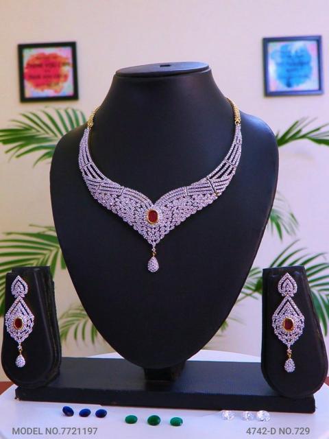 Necklace Designed by Passionate Craftsmen !