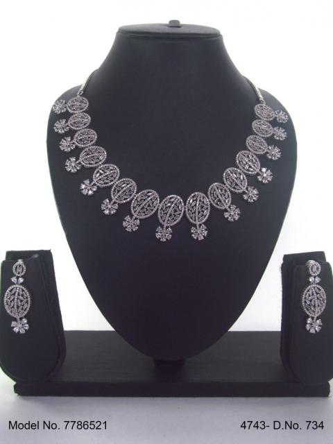 Traditional Zirconia Jewelry Set for Classy Women