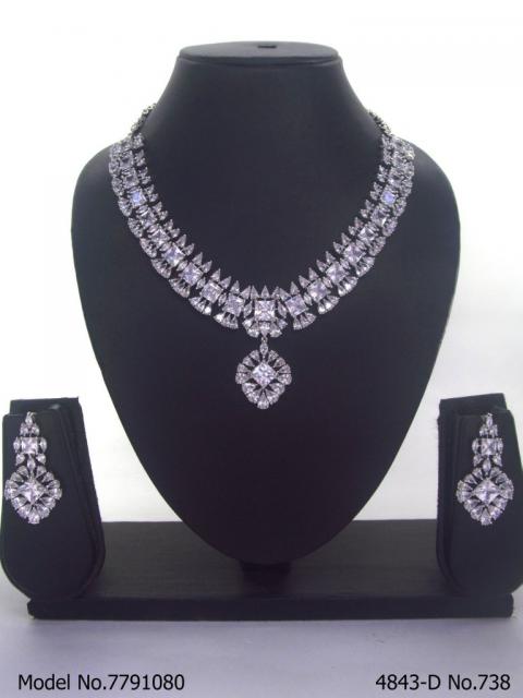 Traditional American Diamond Set