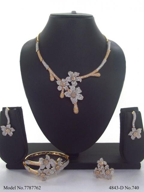 Fashion Necklace Set | Artificial Diamonds / Zircons