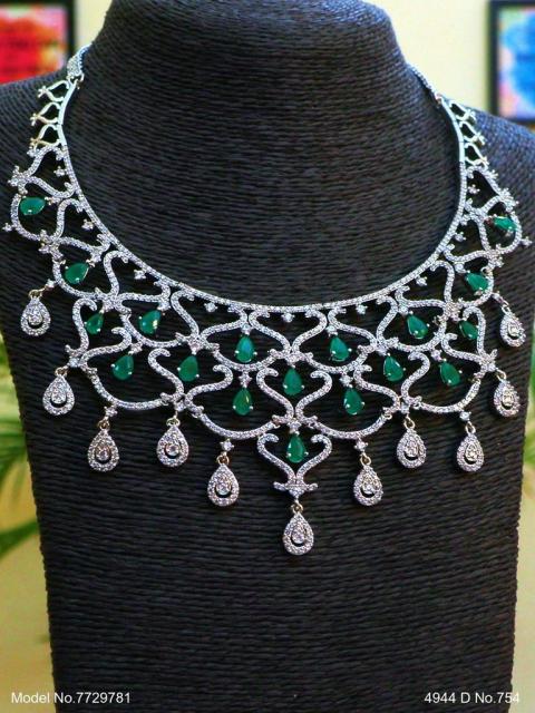 Amazing Traditional Jewelry Set