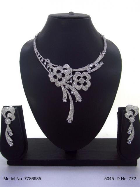 Gift Necklace Set in CZ