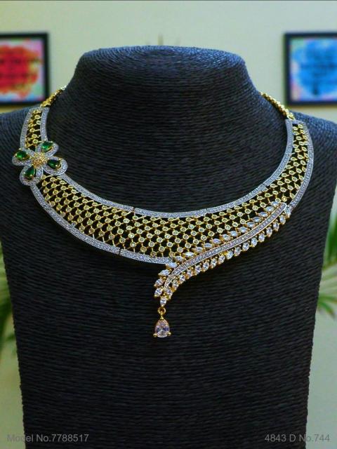 Amazing Traditional Jewelry Set