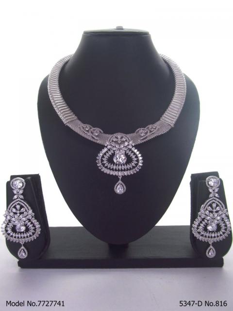 Showstopper Imitation Jewelry Set