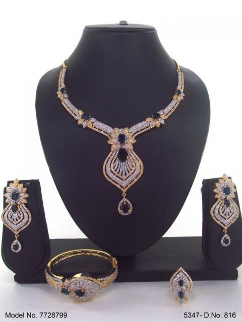 Traditional Design | American Diamond Jewelry Set