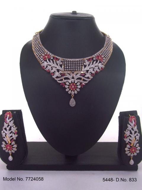 Statement American Diamond Set