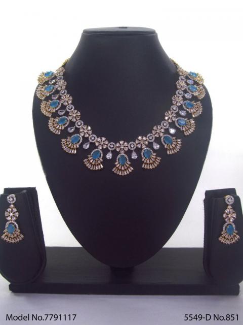 Wholesale Traditional Necklace Set