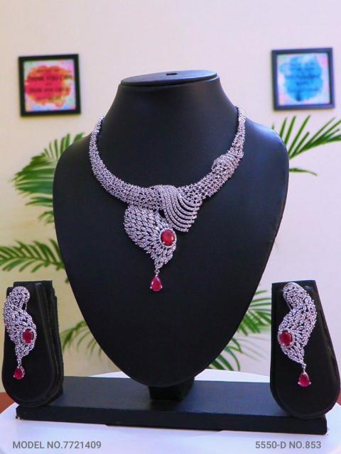 Traditional Zirconia Jewelry Set for Classy Women