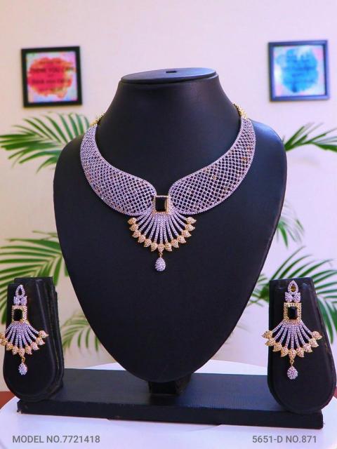 Trendy Traditional Necklace Set | Ideal Birthday Gift