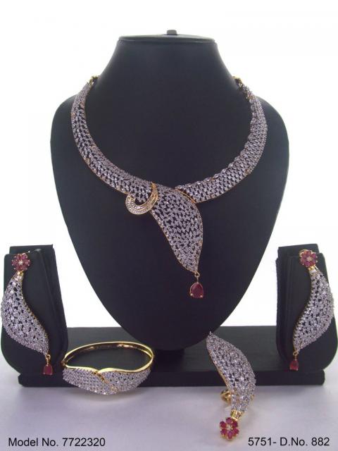 Handmade Traditional Masterpiece Zircon Jewelry Set