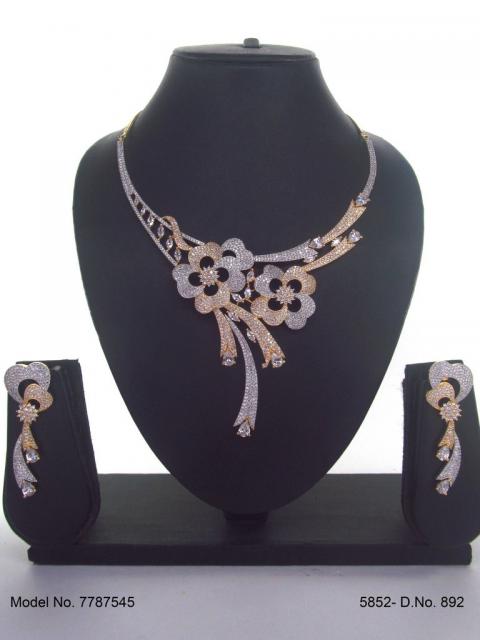 Wholesale Traditional Necklace Set