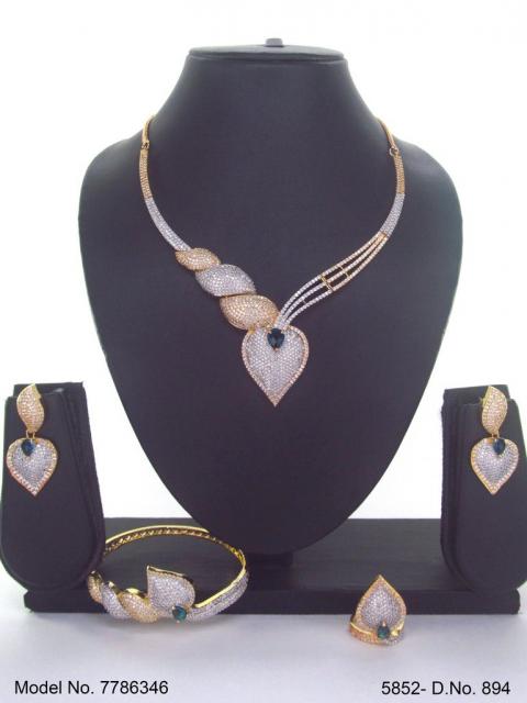 Gift Necklace Set in CZ