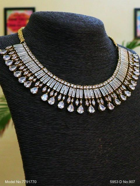 Trendy Traditional Necklace Set | Ideal Birthday Gift