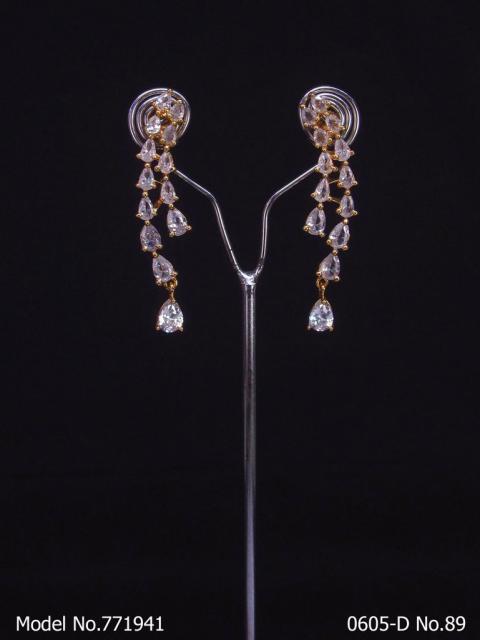 Ear jacket stud with original Zircon stone