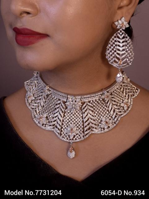 Necklace Set with Classic earrings