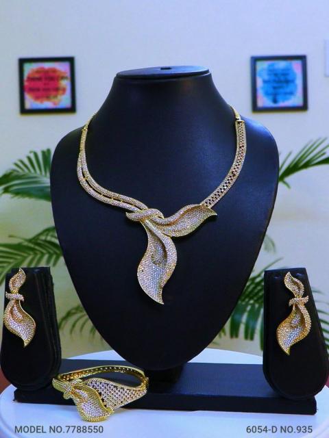 Original Zircon Necklace Set