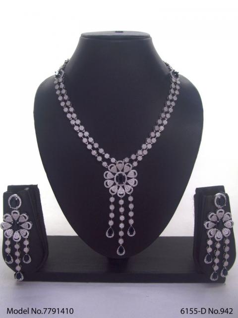 Wholesale Traditional Necklace Set