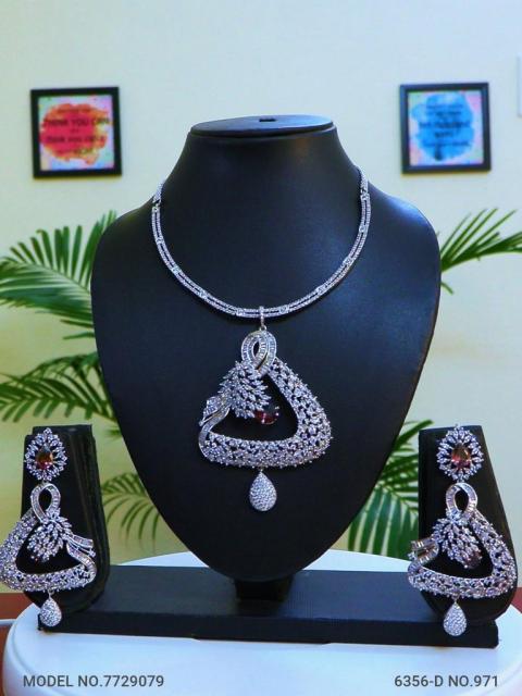 Gift Necklace Set in CZ