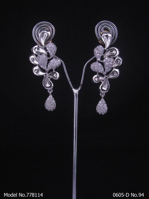 Classic Zircon Earrings