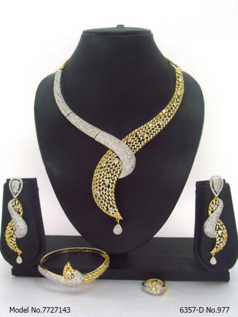 Fashion Necklace Set | Artificial Diamonds / Zircons