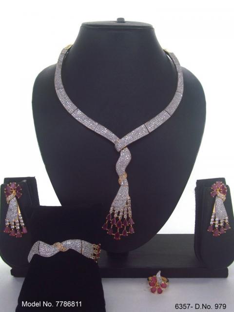 Designer Jewelry in Wholesale