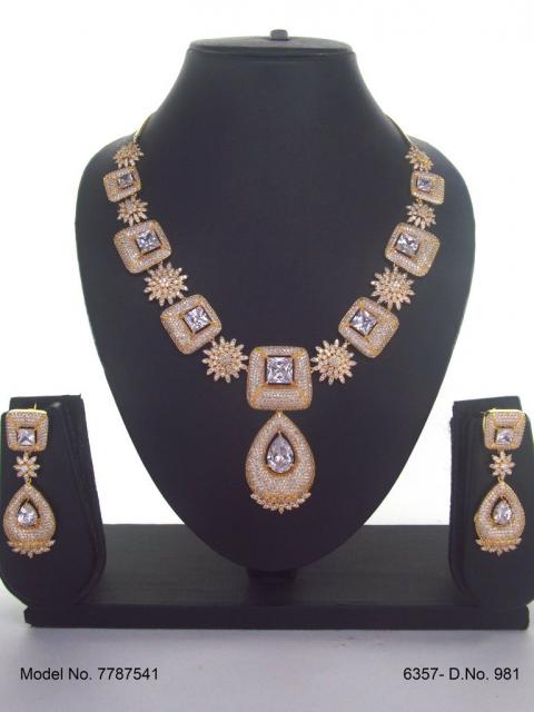 The best Gift for a Woman ! Jewelry