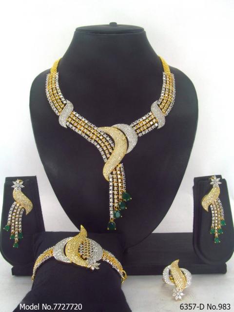 Designer Jewelry in Wholesale