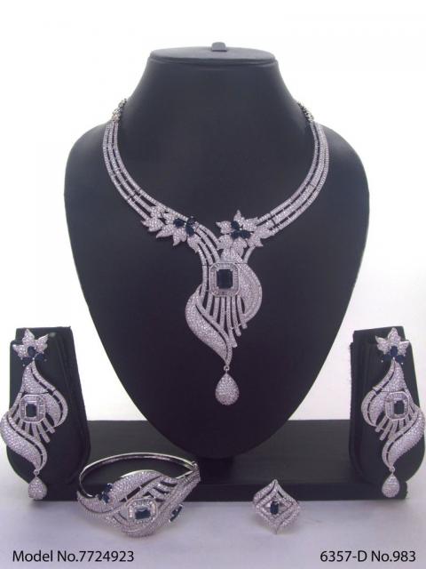 Gift Necklace Set in CZ