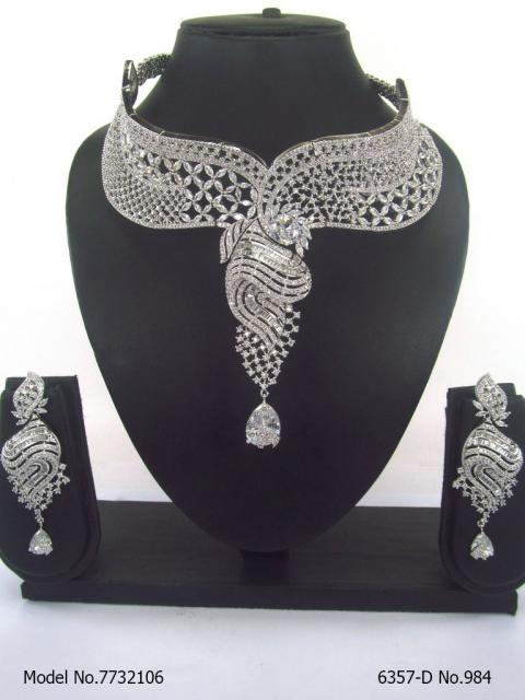 Designer Jewelry Set for Weddings