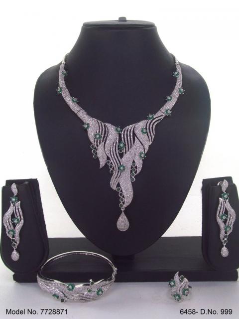 Designer Jewelry in Wholesale