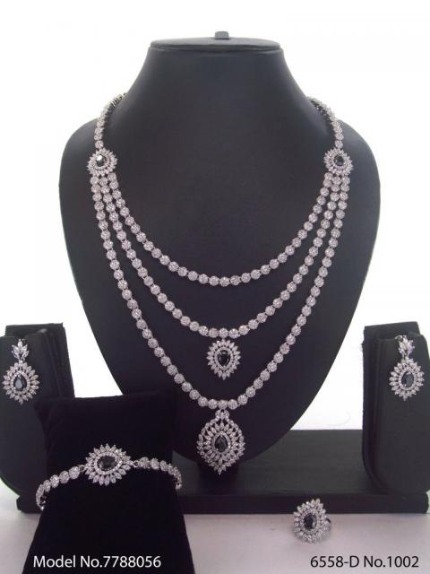 Handmade Traditional Masterpiece Zircon Jewelry Set