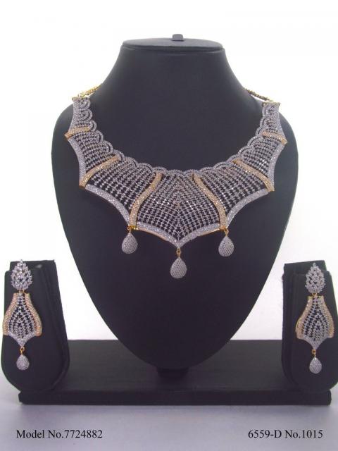 Designer Jewelry in Wholesale