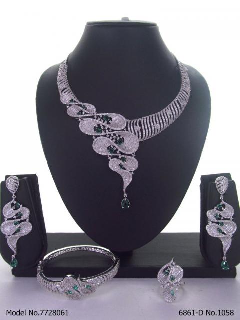 Designer Jewelry in Wholesale