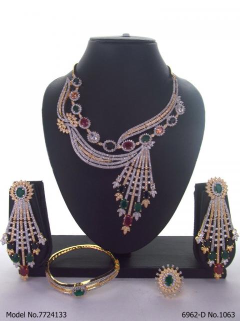 Amazing Traditional Jewelry Set