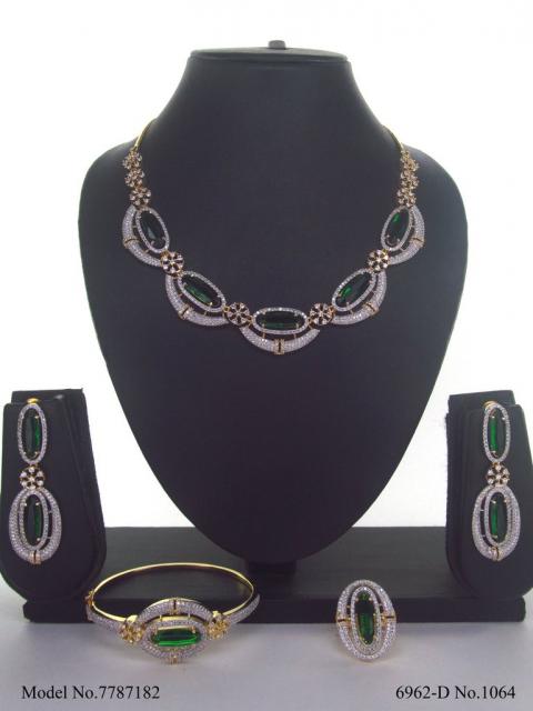 Traditional Zirconia Jewelry Set for Classy Women